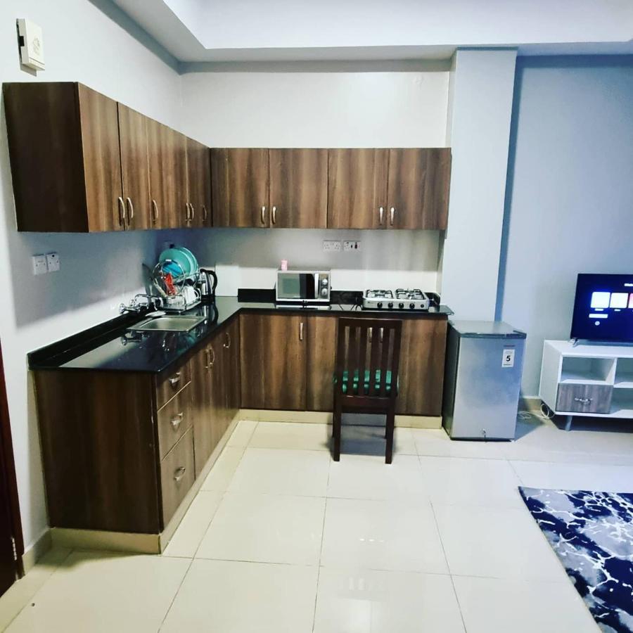 Eika Suites At Acacia Καμπάλα Εξωτερικό φωτογραφία